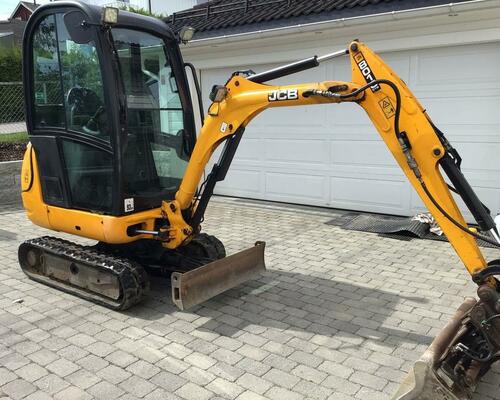 JCB 8OI8TS