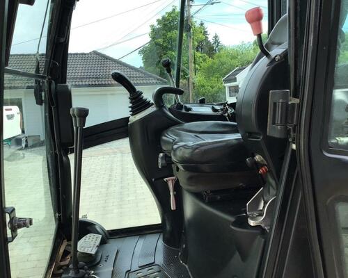 JCB 8OI8TS