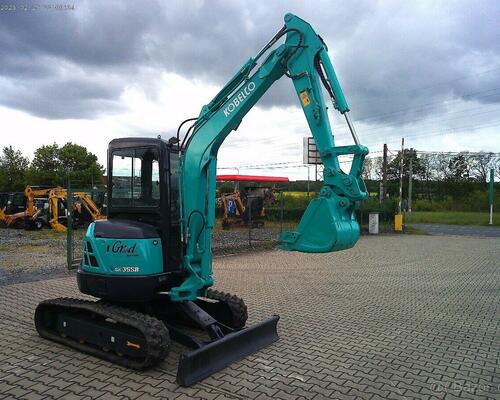 KOBELCO SR35