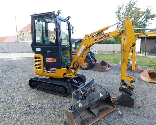 KOMATSU PC16R-3HS, 130 MTH