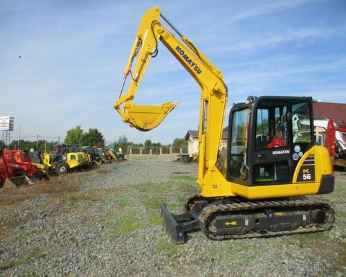 KOMATSU PC56