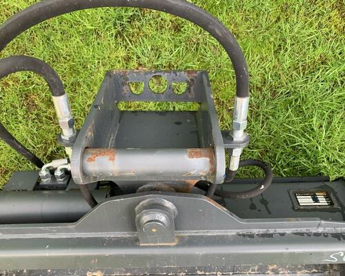 Kubota bobcat MS01