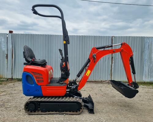 Kubota K008-3