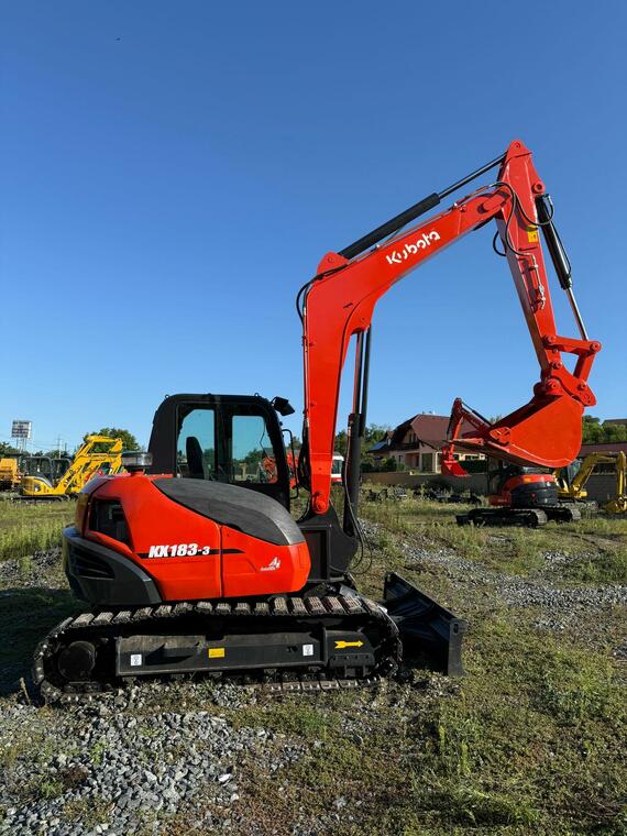 KUBOTA KX183