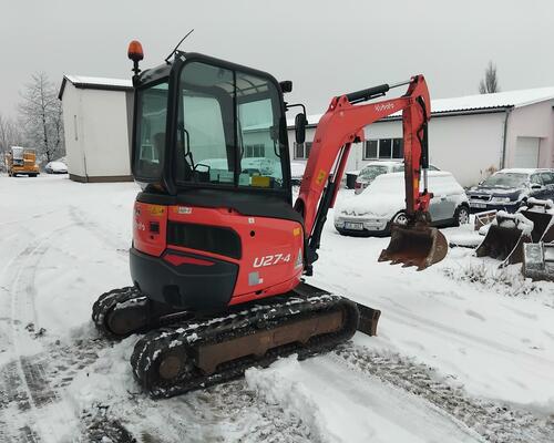 Kubota U27-4