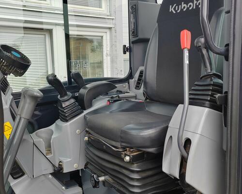Kubota U55-4