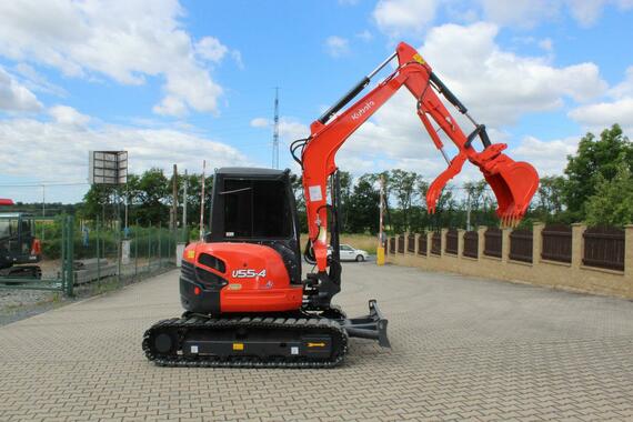 KUBOTA U55-4