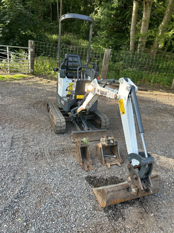 Mikro rypadlo Bobcat EZ010
