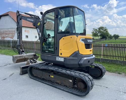 Mini bagr Volvo ECR50D hyd. svahovka + podkop, 5t