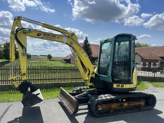 Mini bagr Yanmar VIO 50 bez přesahu zádě