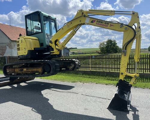 Mini bagr Yanmar VIO 50 bez přesahu zádě