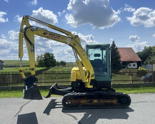 Mini bagr Yanmar VIO 50 bez přesahu zádě