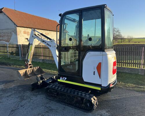 Minibagr Bobcat E17 hyd. podvozek, pouze 2.600mth