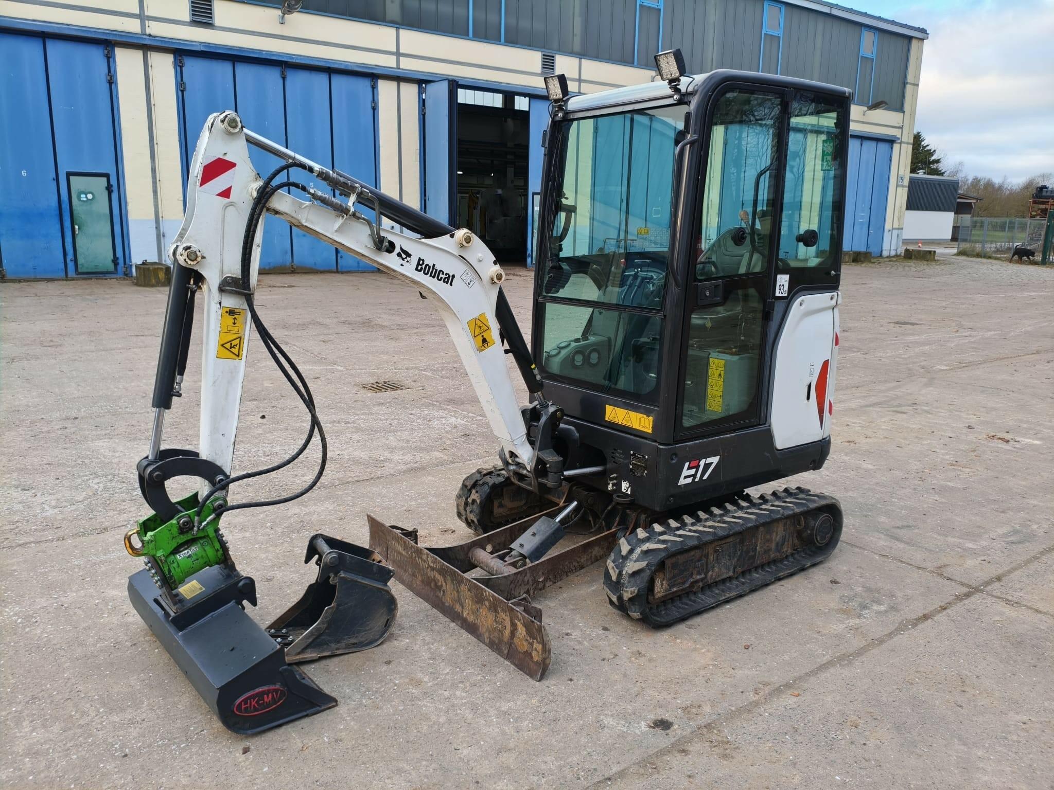 Minibagr Bobcat E17 Powertlit