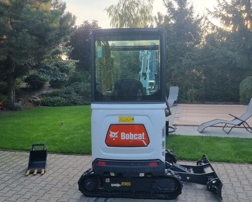 Minibagr Bobcat E19 pouze 300Mth stav jako nový