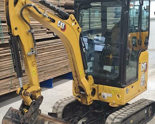 Minibagr CAT 301.6, r.v. 2022, 1325 mth, 3x lžíce