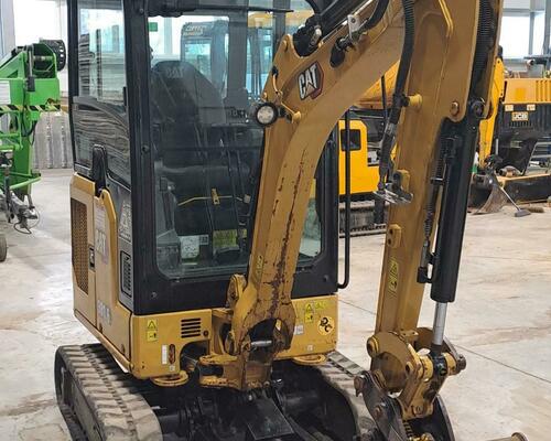 Minibagr CAT 301.6, r.v. 2022, 1325 mth, 3x lžíce