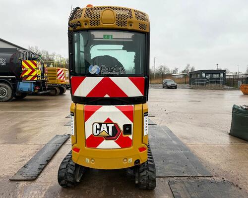 Minibagr CAT 301.8, r.v. 2021, 857 motohodin, svahovka