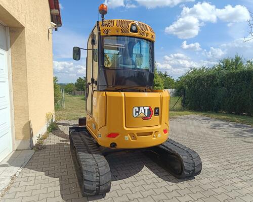 Minibagr CAT 303,5 CR 07A - r.v. 2022 - klima