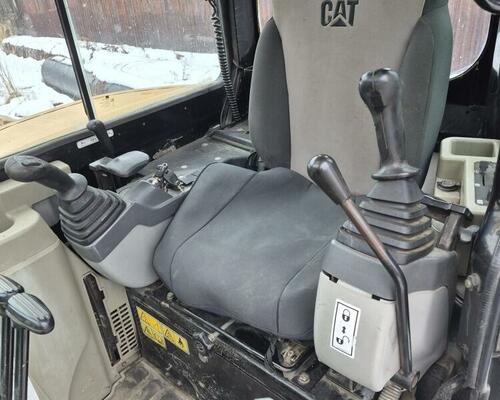 Minibagr CAT 305C,r.v.2007, 5700mth