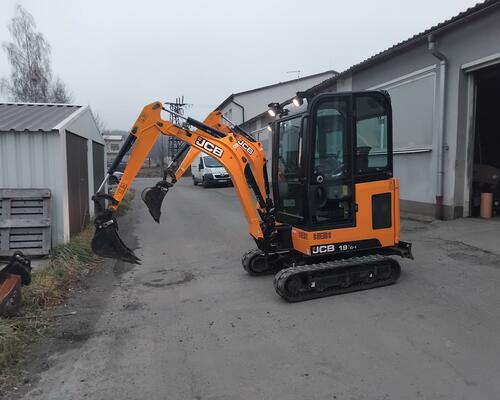 Minibagr Jcb 19C-1