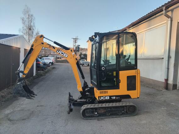 Minibagr Jcb 19C-1