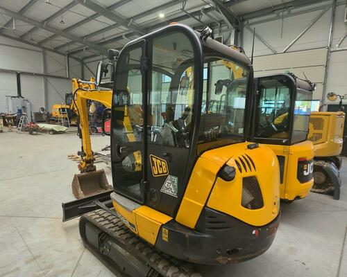 Minibagr JCB 8026 CTS, r.v. 2022, 753 mth ORIGINÁL