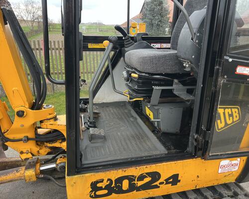 Minibagr JCB 802.4 hyd.svahovka / 2500kg