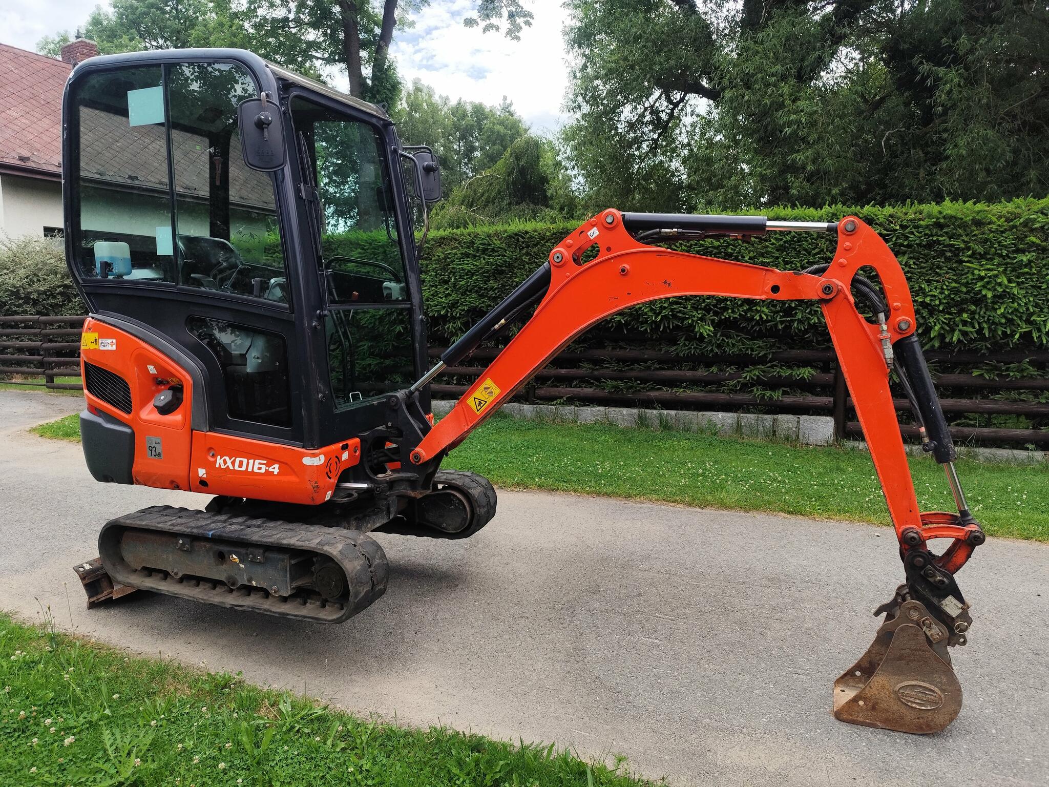 Minibagr Kubota KX016-4, rok 2017, 1800mth, roztah. pásy TOP Minibagr Kubota KX016-4, rok 2017, 1800mth, roztah. pásy TOP