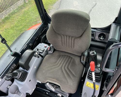 Minibagr Kubota KX027-4 / 3 režimy průtoku, 3x lžíce