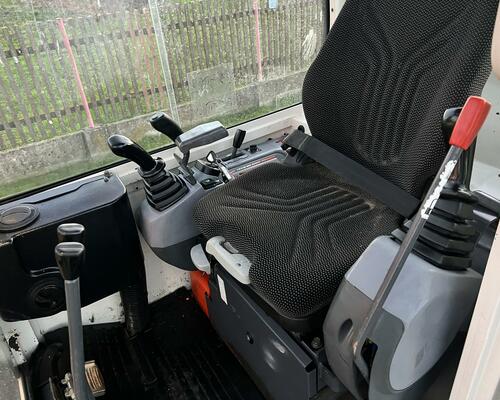 Minibagr Kubota KX41-3 hyd.podvozek + hyd.svahovka Minibagr Kubota KX41-3 hyd.podvozek + hyd.svahovka