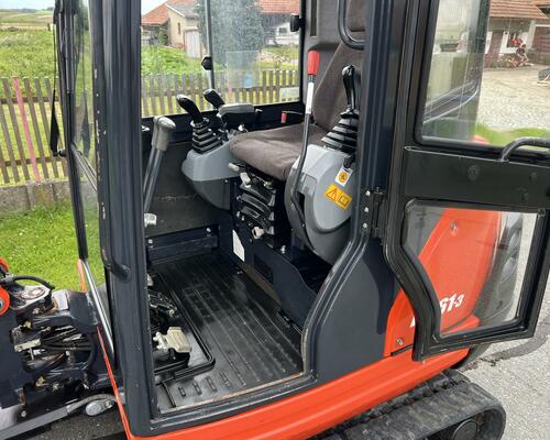 Minibagr Kubota KX61-3 hyd.svahovka/ 1900mth/ 2,7t
