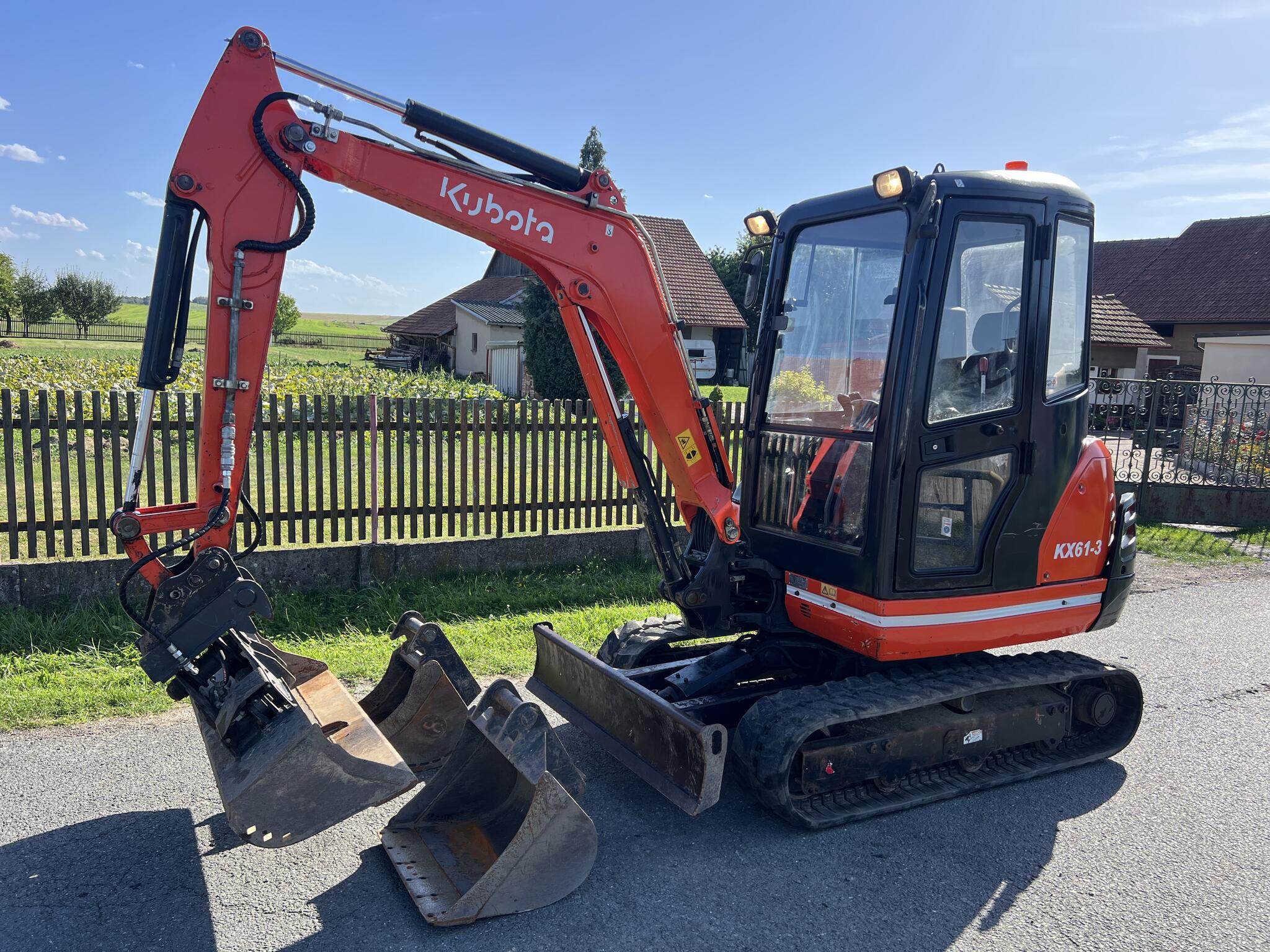 minibagr Kubota KX61-3, pouze cca 2tis.mth, 2.6t