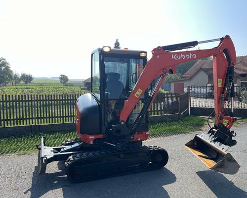minibagr Kubota KX 027-4, 3200mth, hyd. svahovka, 2.7t