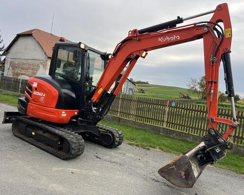 minibagr Kubota KX 042-4 hyd.svahovka, 4,5t / TOP