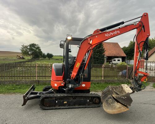 minibagr Kubota U 35-3a3 hyd.svahovka+podkopy,3,6t