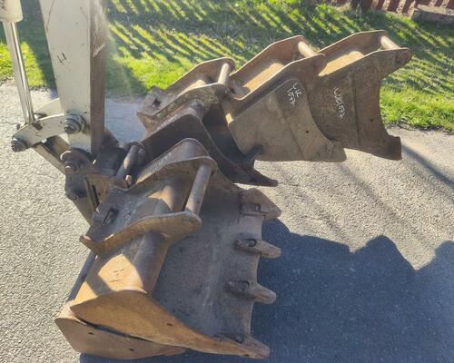 Minibagr Takeuchi TB230, 2500mth, 2,9t, 5x lžíce