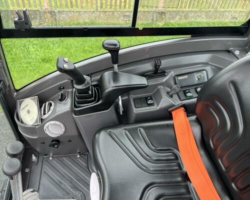 Minibagr VOLVO EC15e pouze 710mth / 3x lžíce