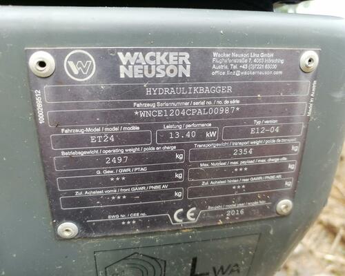 Minibagr Wacker-Neuson ET24 