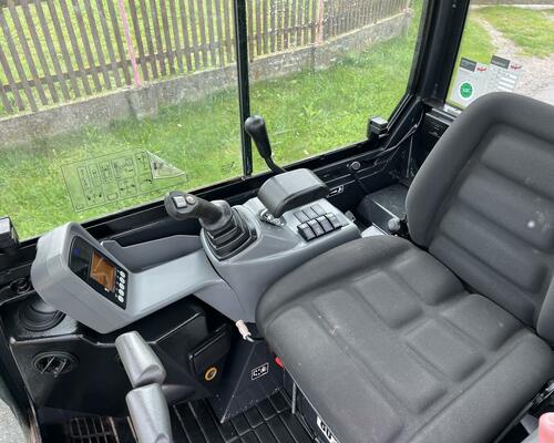 Minibagr Yanmar SV16 pouze 1.000mth / hyd.svahovka