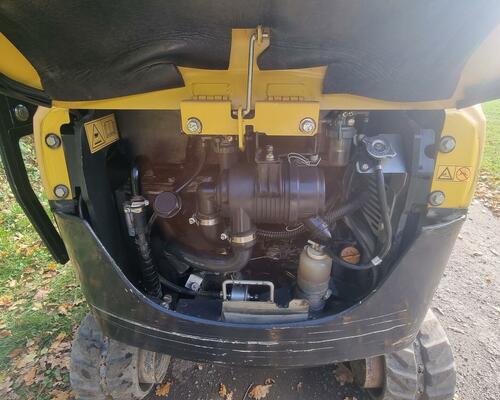 Minibagr Yanmar SV17EX 1.9T Hyd, svahovka+ podkop 2450Mth