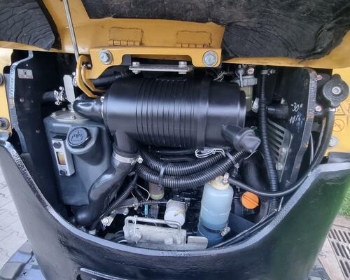 Minibagr Yanmar SV22 vaha 2.2T hyd. svahovka podkop