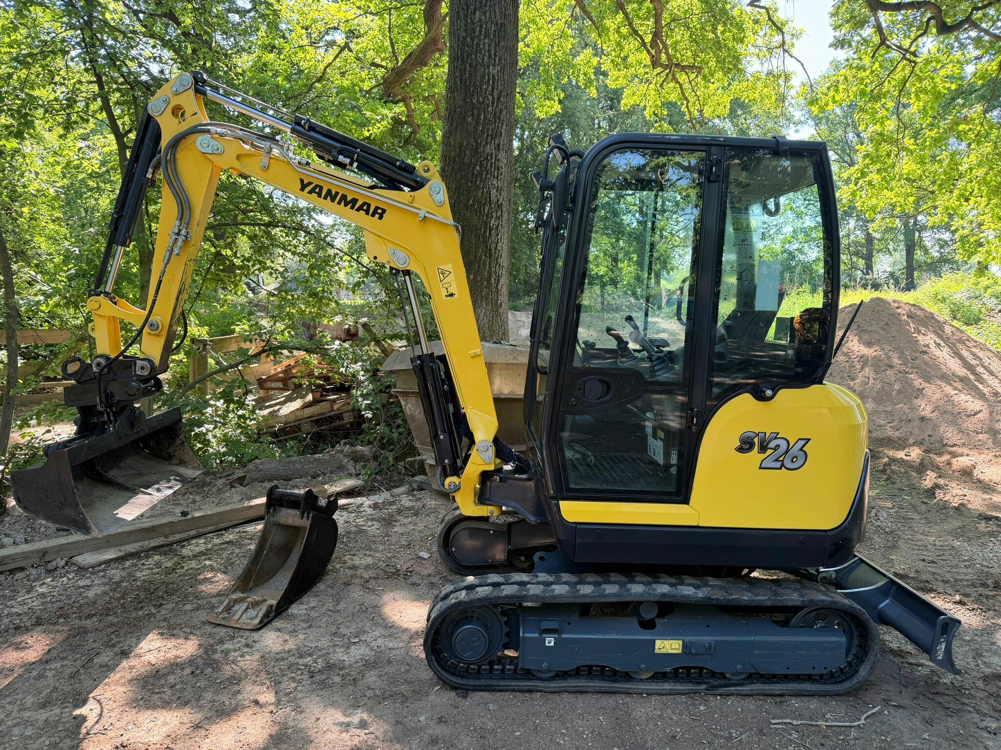 Minibagr Yanmar SV26 Hyd. Svahovka podkop 30