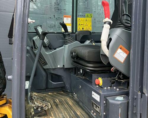 Minirypadlo XCMG XE55 5,7t