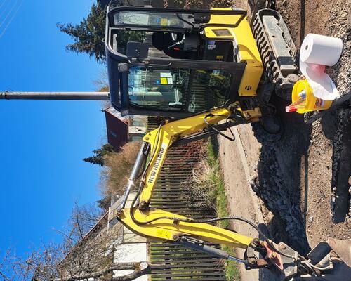 New Holland E18b