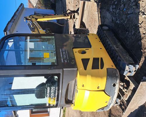 New Holland E18b