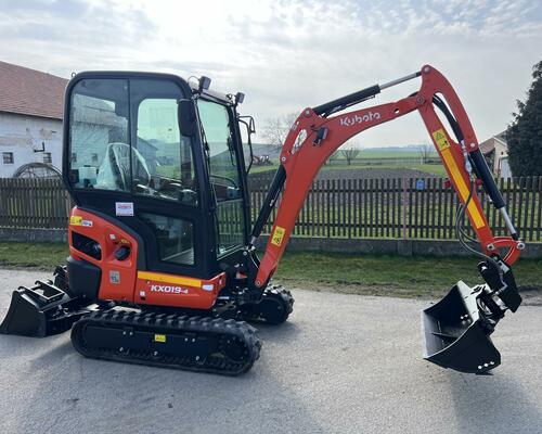 NOVÝ minibagr Kubota KX019-4 záruka, hyd. svahovka, 10mth