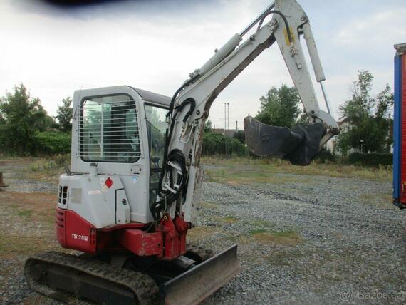 TAKEUCHI TB128FR