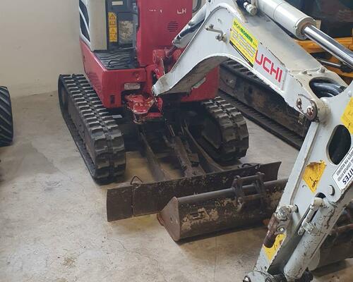 TAKEUCHI TB210R MINIRYPADLO,
