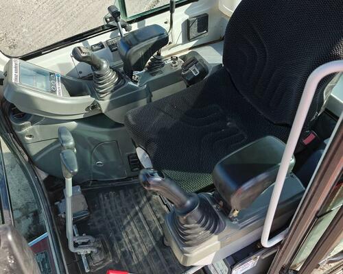Takeuchi TB216